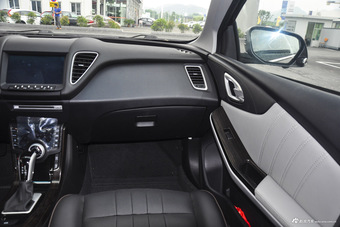 2016款纳5 1.8T自动旗舰型