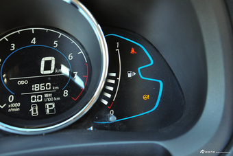 2017款启辰M50V 1.6L XL CVT豪华版