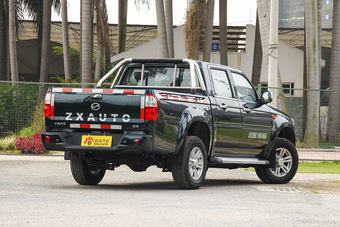 2015款中兴威虎TUV 2.8T手动柴油两驱超值版大双