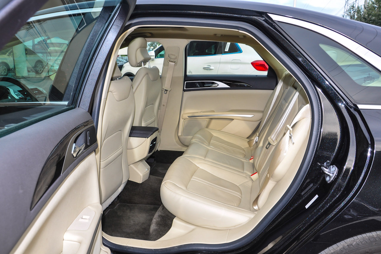 2014款林肯MKZ 2.0T自动尊雅版