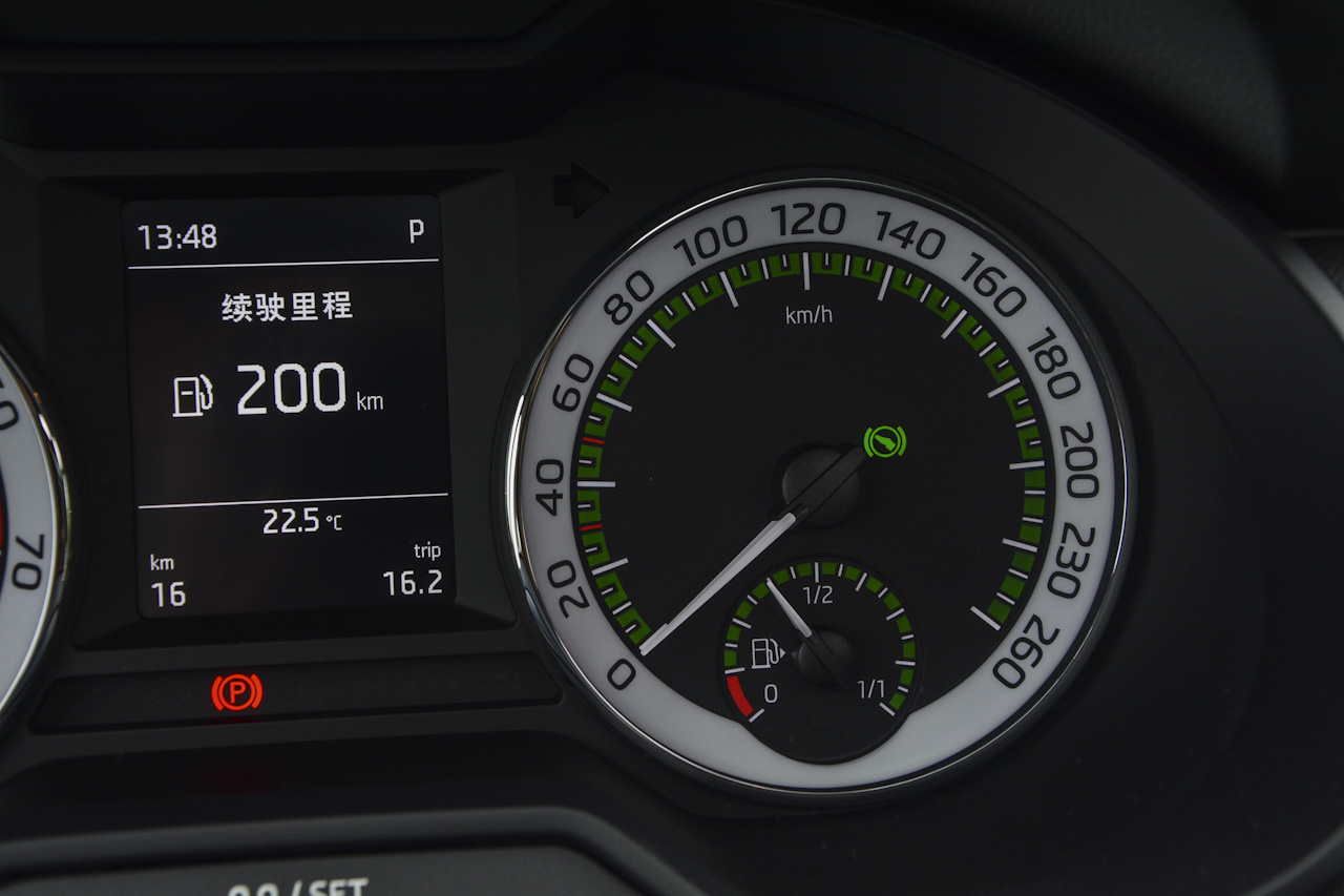 2018款明锐1.2T TSI230 DSG豪华版