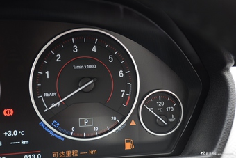 2017款宝马3系2.0T自动M运动型330i（白）