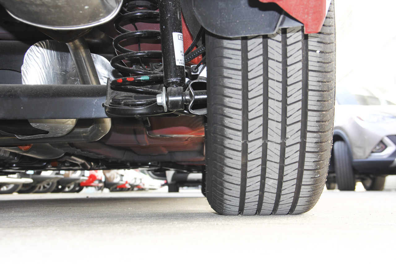 2016款名爵锐行1.5L自动风尚版