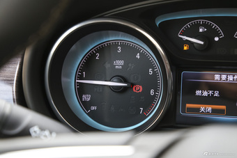 2017款昂科威1.5T自动两驱精英型20T