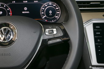 2018款蔚揽2.0T自动四驱纵行版380TSI