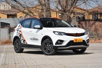 2018款东南DX3 1.5L手动户外版尊贵型