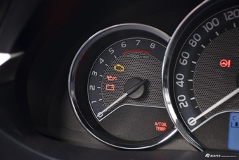 2017款丰田雷凌 1.2T G CVT精英型