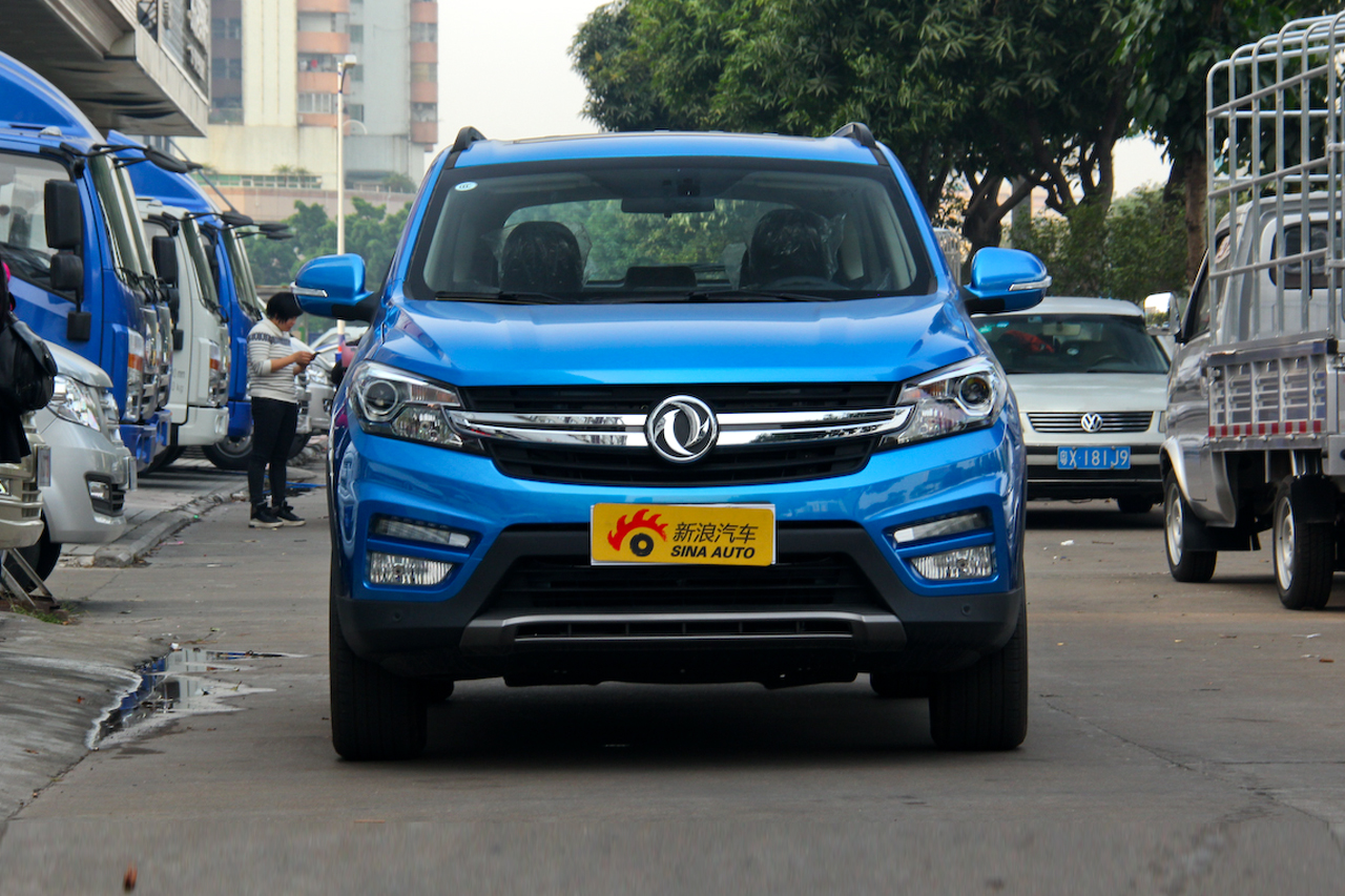 2018款风光S560 1.8L CVT尊贵型