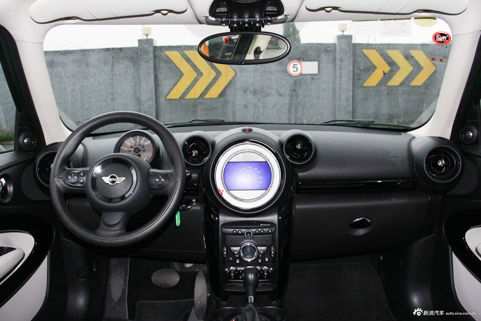 2014款MINI PACEMAN 1.6L自动 COOPER