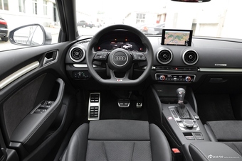 2017款奥迪S3改款2.0T自动 Limousine