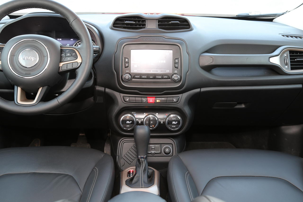 2016款自由侠1.4T自动智能版 