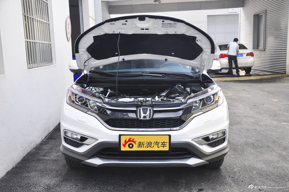 2015款CR-V 2.4L自动四驱尊贵版