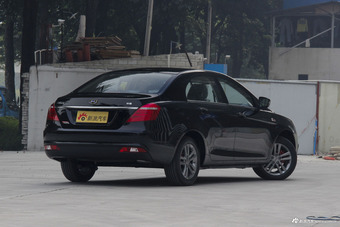 2017款吉利帝豪1.3T自动三厢百万款尊贵型