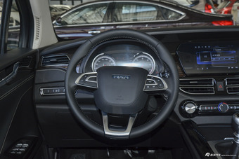 2018款君马S70 1.5T手动标准型