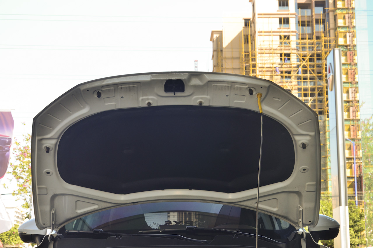 2017款宝沃BX5 1.8T自动四驱尊享型 