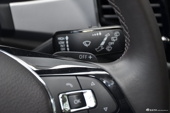 2017款途昂2.0T自动两驱旗舰版330TSI