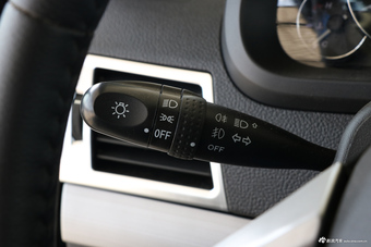 2018款中兴威虎 2.8T柴油国V两驱精英型中双CA4D28C5-1B