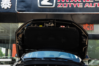 2016款众泰SR7 1.5T自动魔方之心版