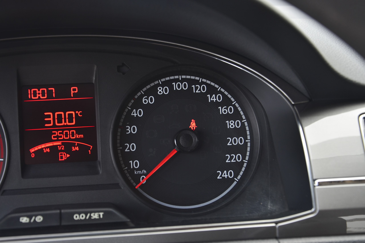 2017款桑塔纳浩纳1.6L自动豪华版