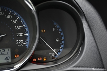 2017款威驰FS 1.3L手动锋锐版