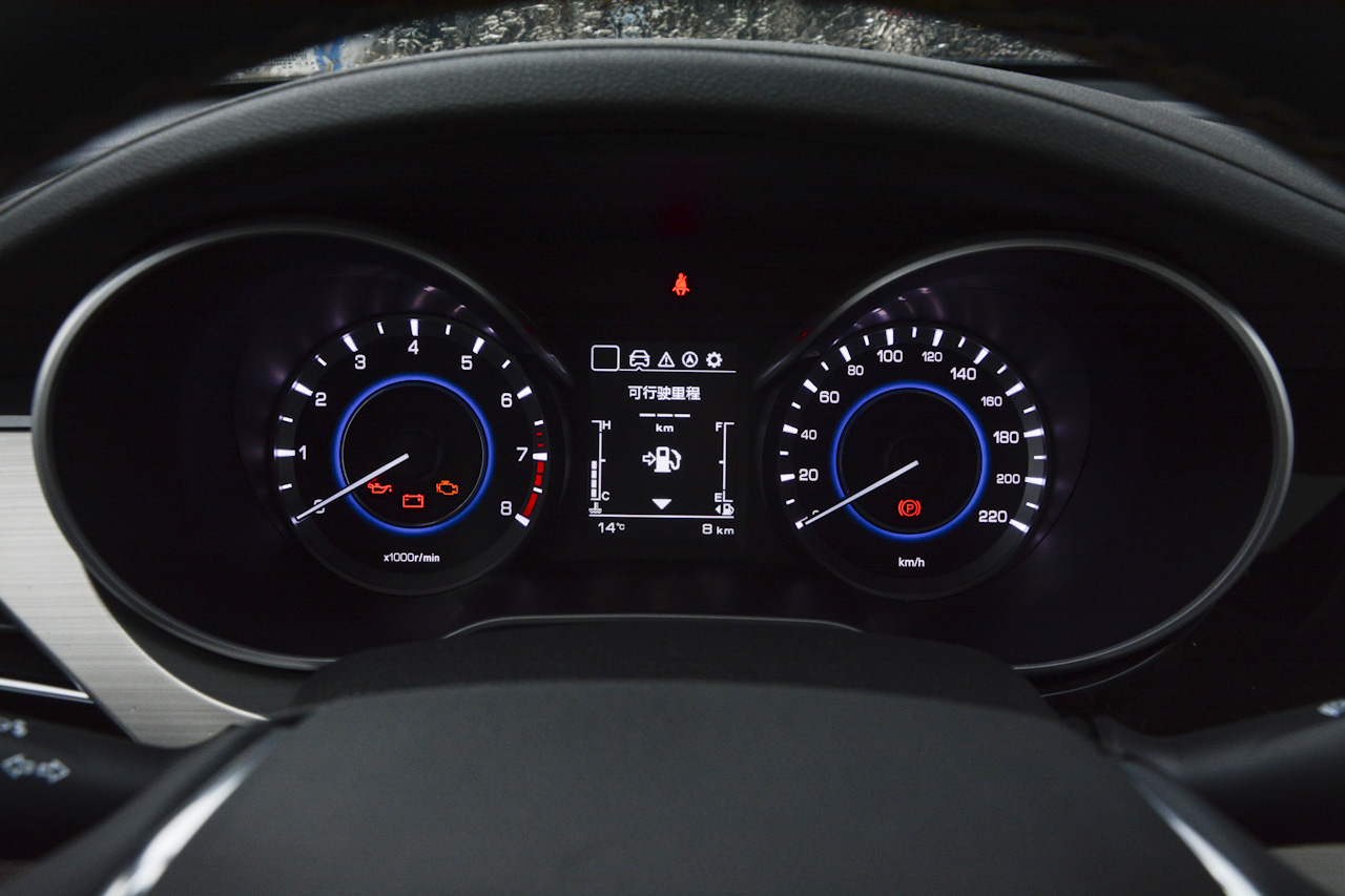 2018款逸动1.6L GDI手动尊尚型