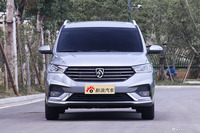 实拍|全新宝骏360 轿车平台开发／6座布局