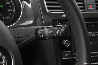 2018款高尔夫1.4T自动豪华型230TSI