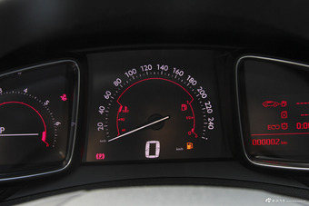 2018款DS 6 1.6T自动30THP致尚型