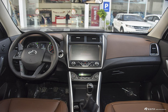 2016款陆风X5 Plus 1.5T手动创领版