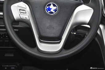 2015款启辰T70 2.0L自动睿行版