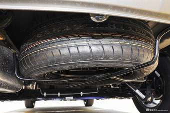 2016款风行S500 1.5L手动豪华型