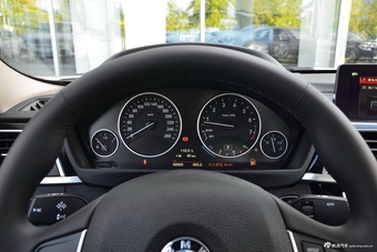 2019款宝马3系2.0T自动时尚型320Li xDrive