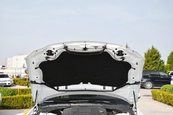 2018款捷豹XFL 2.0T自动250PS尊享版