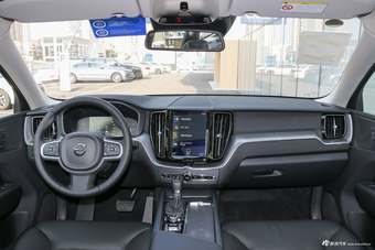 2019款沃尔沃XC60 2.0T自动四驱T5智逸版国VI图片