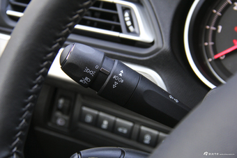 2018款东风标致408改款1.6T自动豪华版350THP