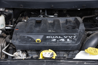 2013款酷威2.4L自动尊尚版