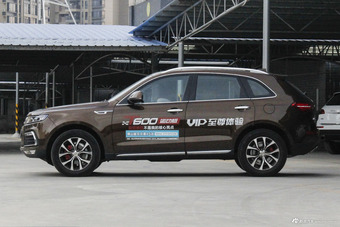 2016款众泰T600 1.5T手动尊贵型运动版