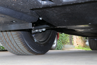 2017款标致5008 1.6T自动350THP精英版5座