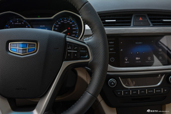 2017款吉利帝豪1.5L手动三厢百万款向上版