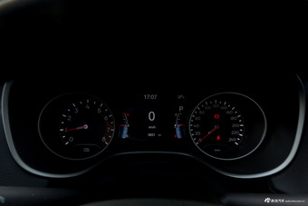 2017款指南者1.4T自动 200T家享版