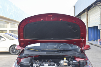 2018款宝骏310W 1.5L自动时尚型