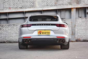 2017款保时捷Panamera 4S 2.9T自动