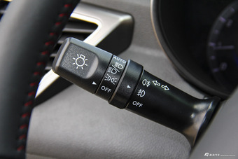 2016款长安CS75 1.8T自动精英型国4