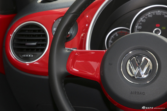 2018款甲壳虫1.2T自动魅舞红版180TSI