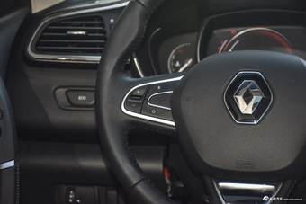 2016款科雷嘉2.0L自动两驱豪华版