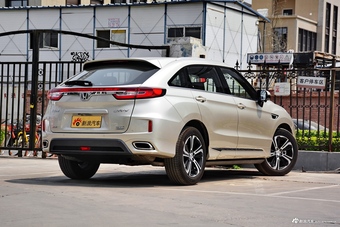 2017款本田UR-V 2.0L 370TURBO自动四驱尊耀版
