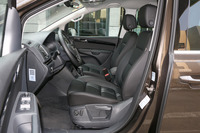 2018款夏朗2.0T自动尊享型7座380TSI