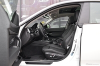 2018款宝马3系GT 2.0L自动320i时尚型