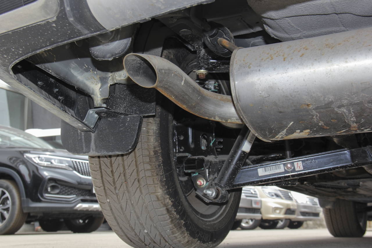 2017款景逸X6 乐享系列1.5T手动豪华型