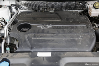 2015款海马S5 1.5T自动旗舰型